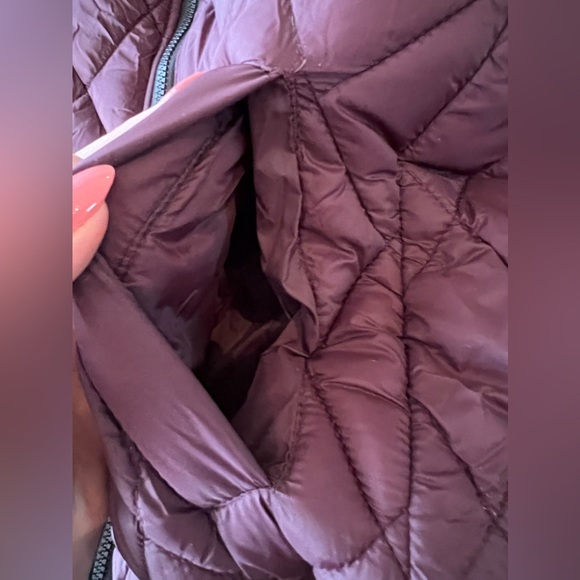 Women's a.n.a Lightweight Zip-up Bomber Jacket. Size: Medium. Color: Merlot - Picture 8 of 12